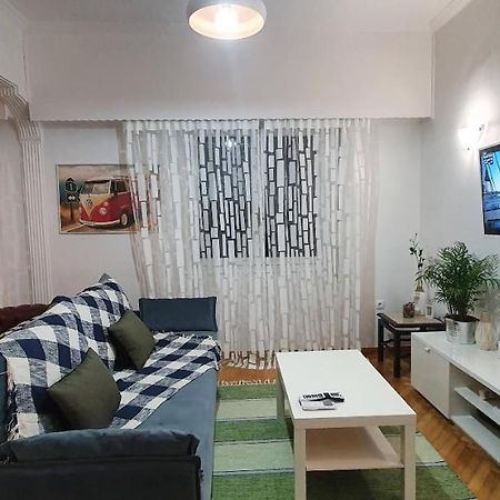Апартаменты Beautiful Renovated Flat In Афины Экстерьер фото