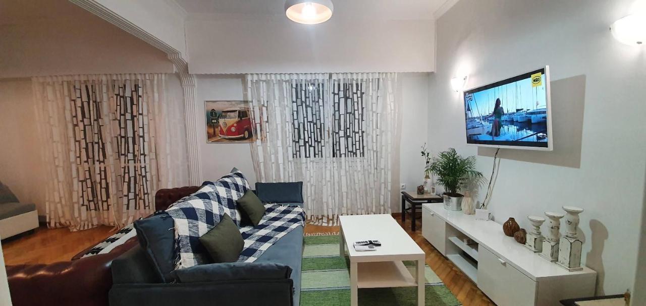 Апартаменты Beautiful Renovated Flat In Афины Экстерьер фото