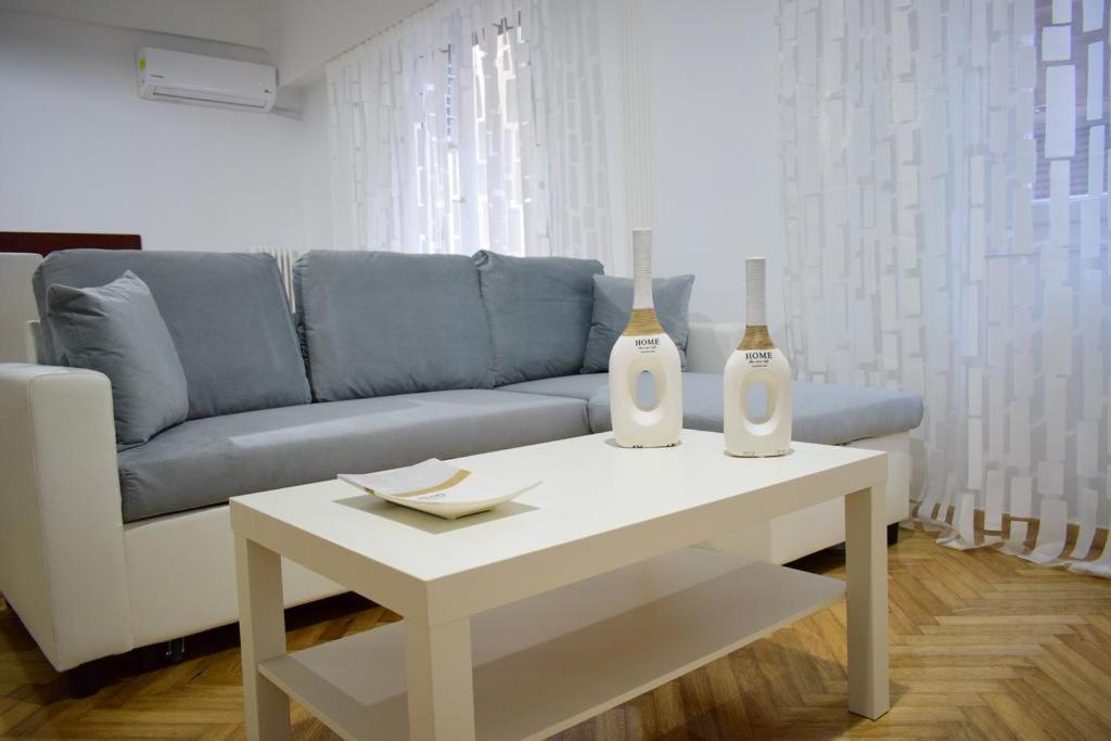 Апартаменты Beautiful Renovated Flat In Афины Экстерьер фото